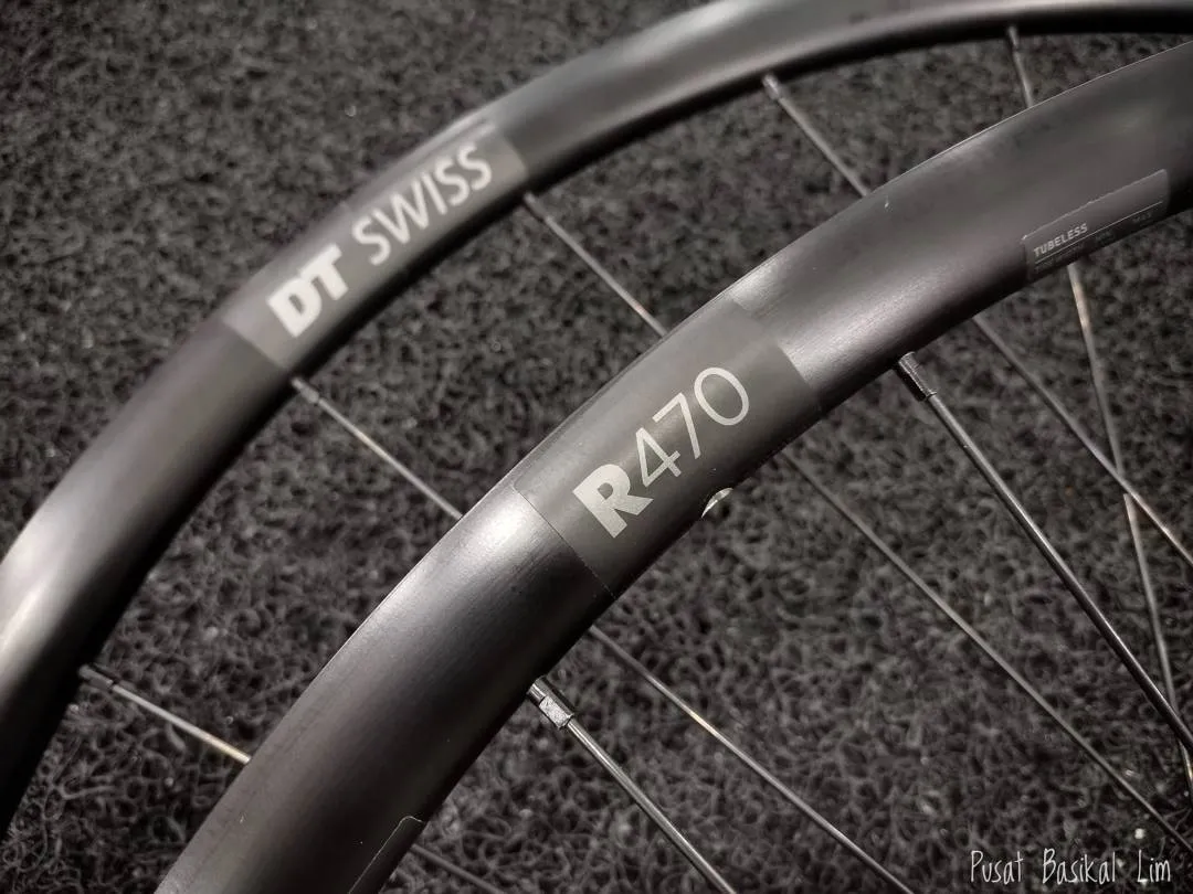DT Swiss R470 Disc Road Bike Aluminum Wheelset