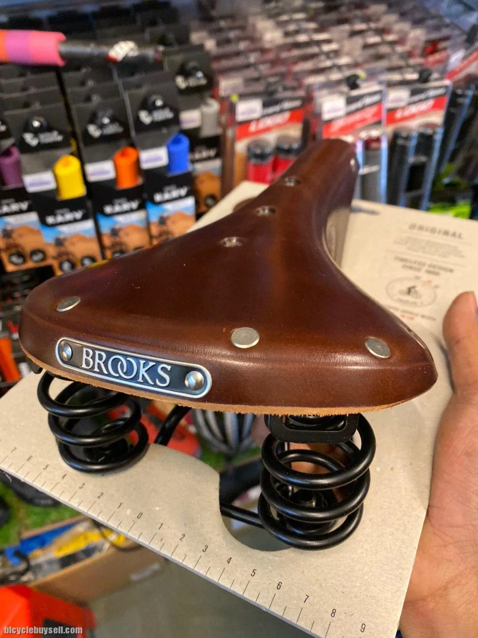 BROOKS FLYER LEATHER SPRUNG SADDLES COMFORT FOR LONG DISTANCE MADE IN ENGLAND
