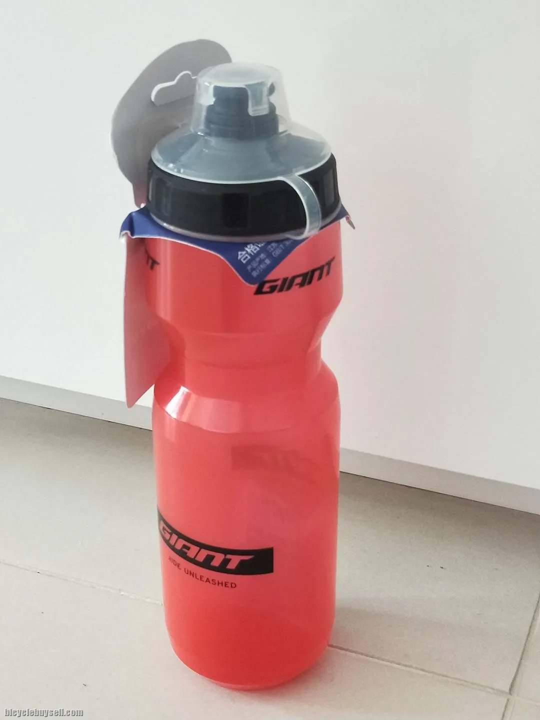 Giant NE Transparent Red Water Bottle PP05 2020 Series 600ml  / 750ml