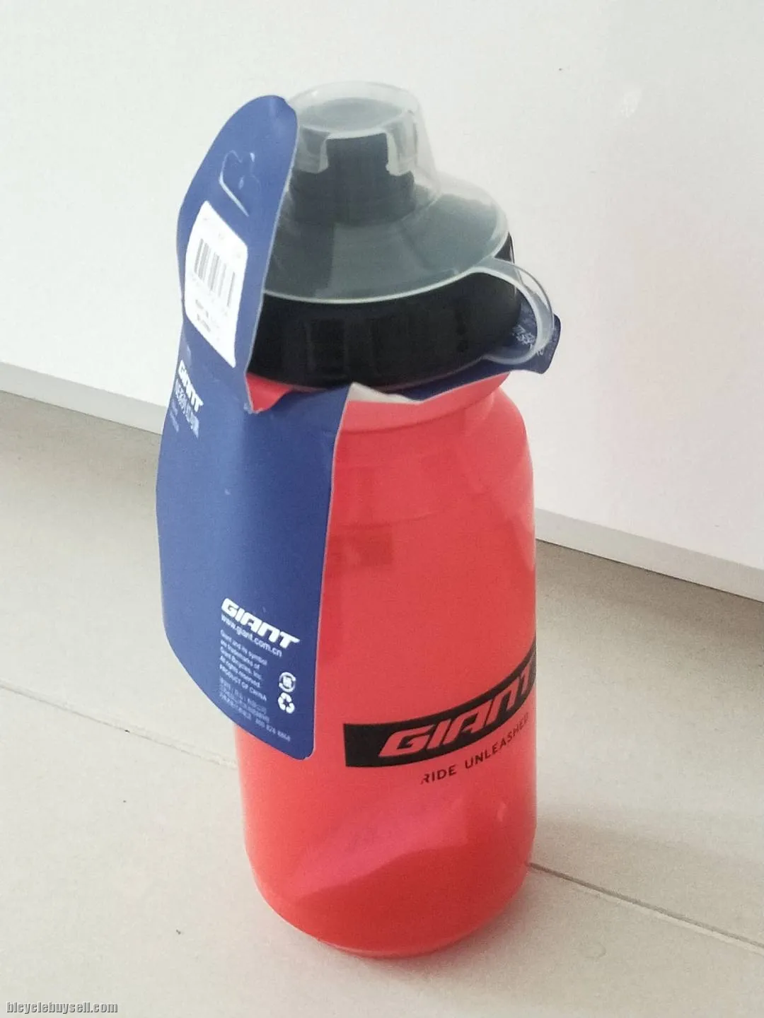 Giant NE Transparent Red Water Bottle PP05 2020 Series 600ml  / 750ml
