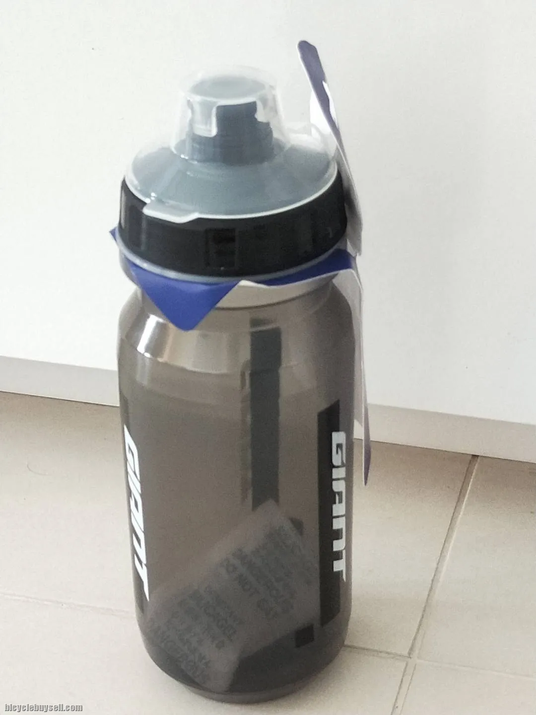 Giant Tri-G Water Bottle 2020 Series Transparent Black 600ml / 750ml