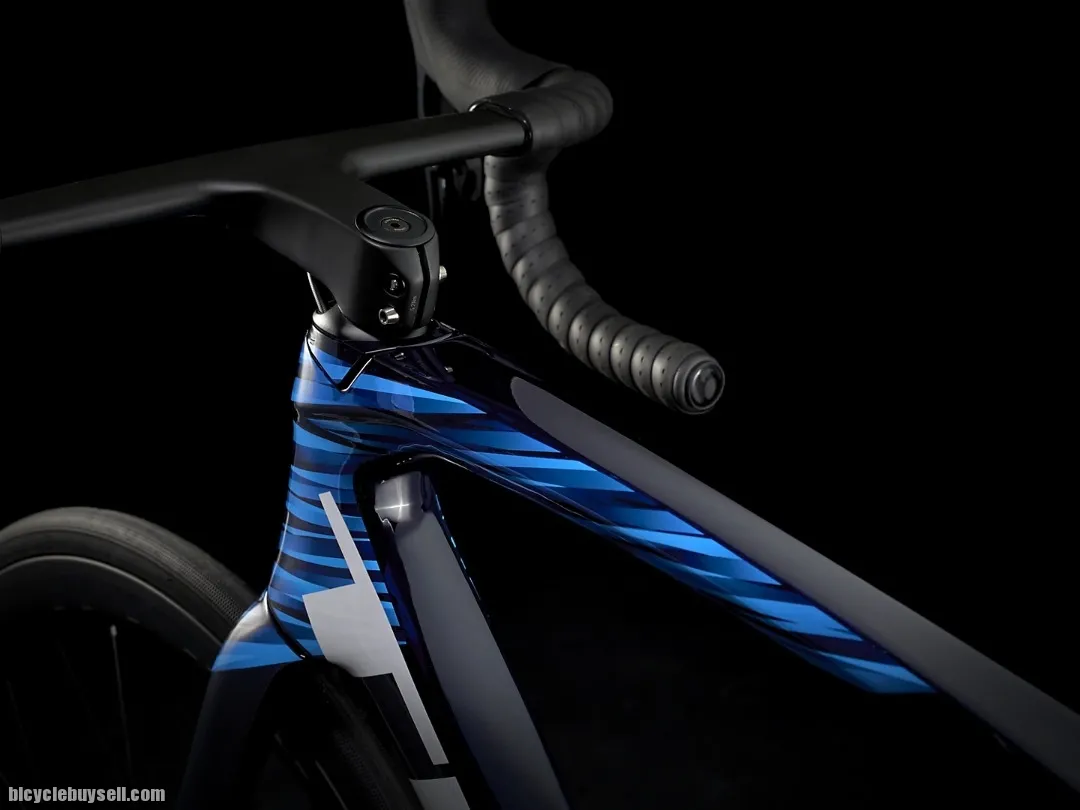 2022 TREK EMONDA SLR 7 E-TAP !