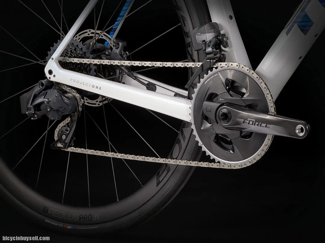 2022 TREK DOMANE SLR 7 E-TAP PROJECT ONE DISC !