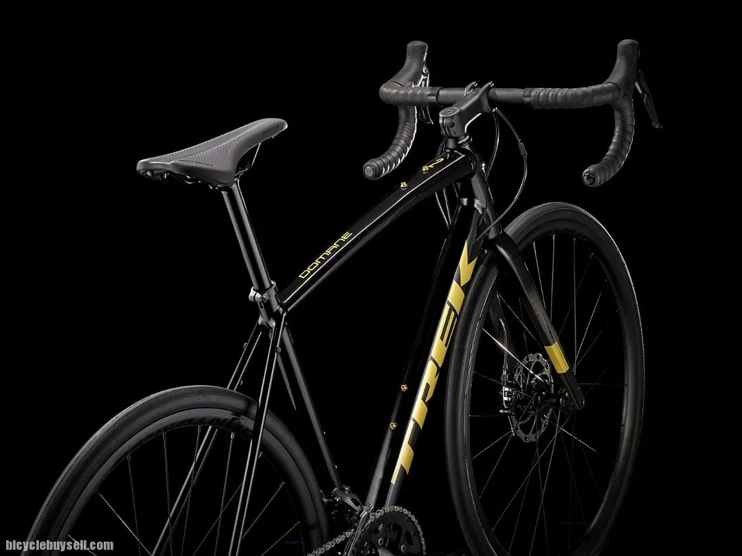 2023 TREK DOMANE AL 2 DISC READY STOCK !