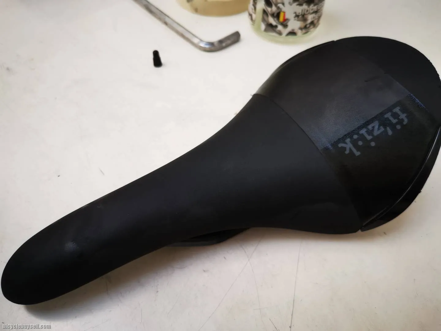 Fizik aliante r1 full carbon saddle