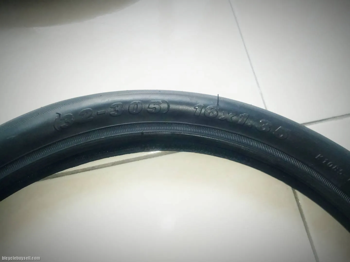 SALES KENDA KSMART Tire 16"x 1.35 (305 size)
