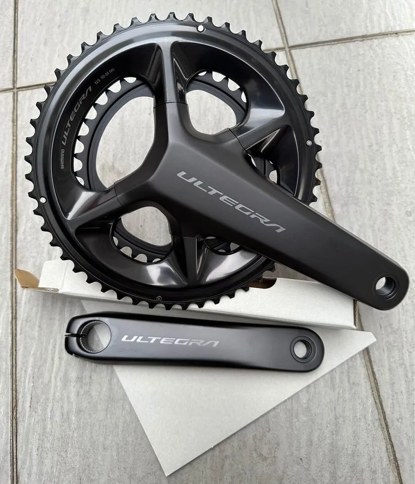 Shimano Ultegra R8100 12speed Crankset (NEW)