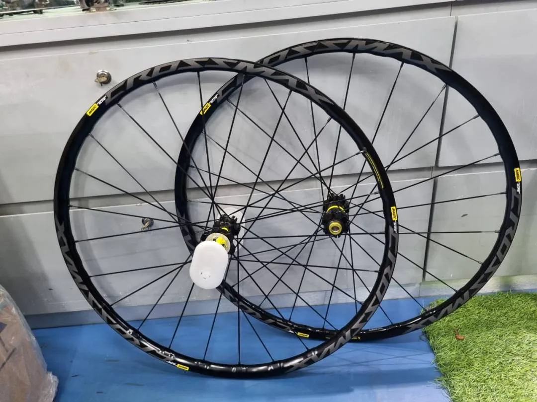 Mavic Crossmac Elite Boost -29er- Brand New !!!