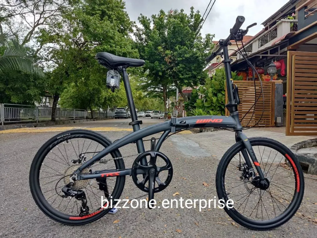 20â€ Trs wind folding bike 8sp shimano gear