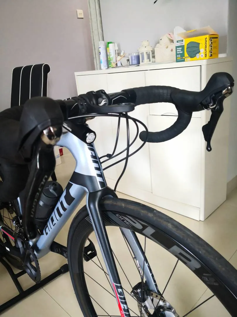 GIANT TCR ADVANCED PRO 1