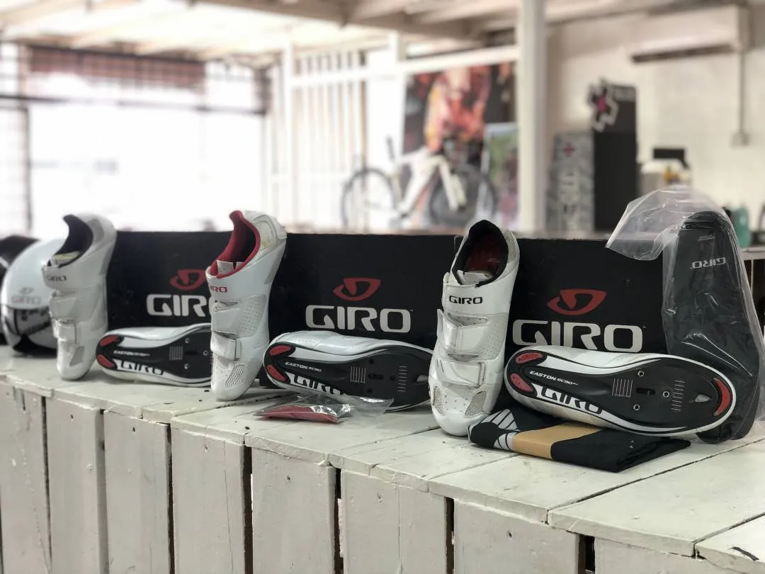 Giro Prolight SLX / Giro Factor road shoes
