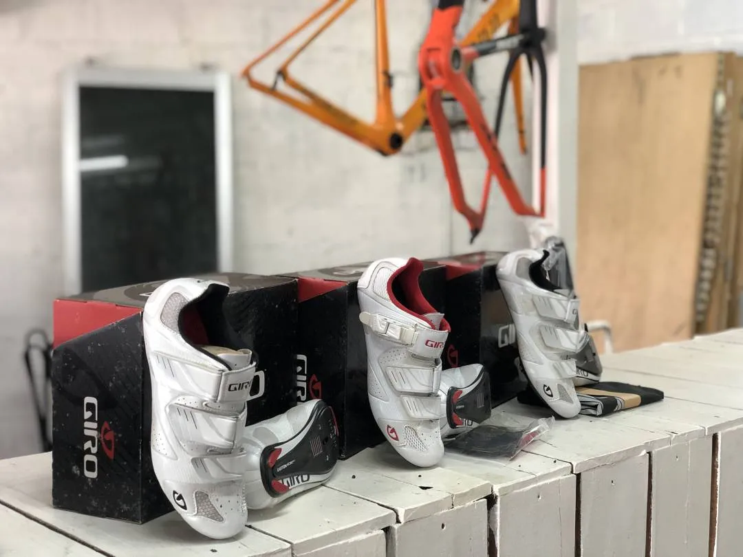 Giro Prolight SLX / Giro Factor road shoes