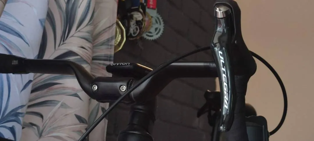 Roadbike with shimano ultegra R8000