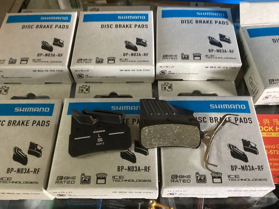 Shimano Brake Pads 4piston N03A Brake Pads (M7120,M8120,M9120) free pos w.m