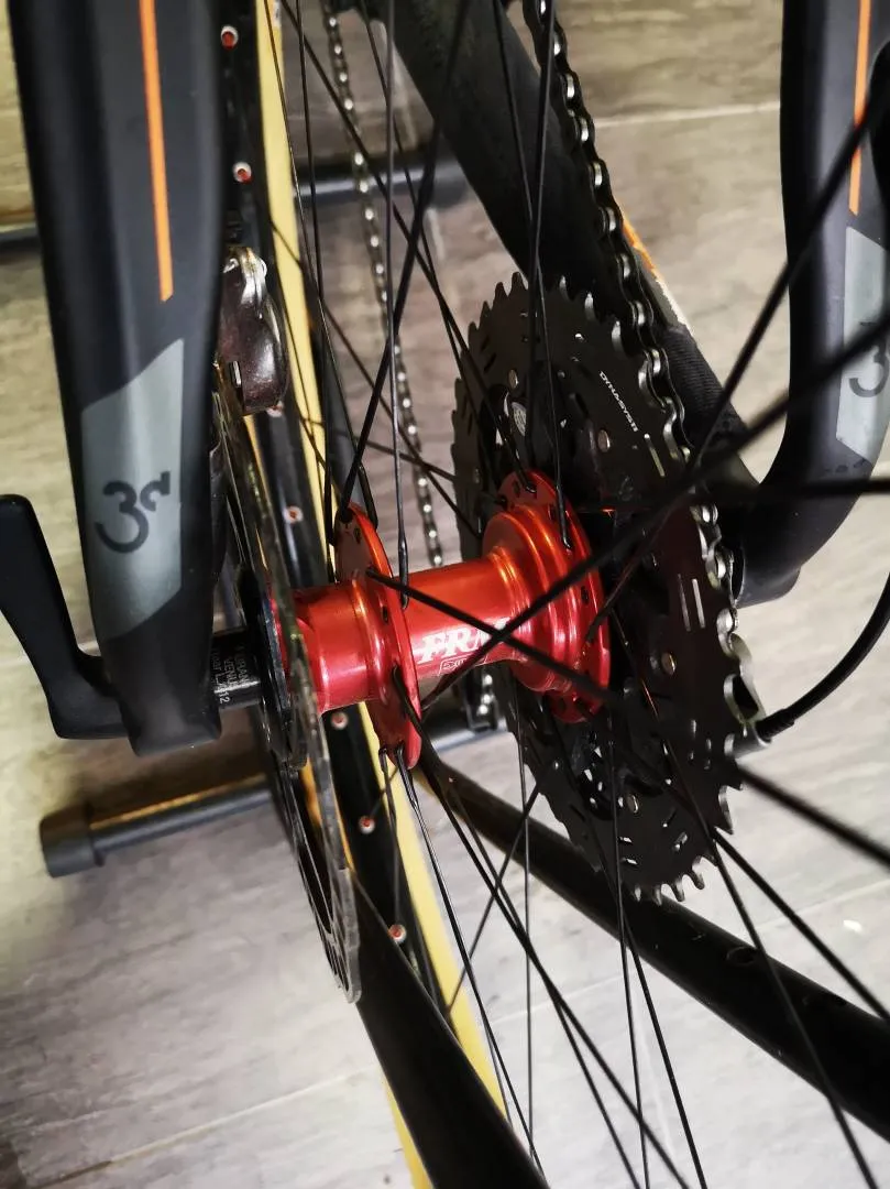 KTM Full Carbon Myroon