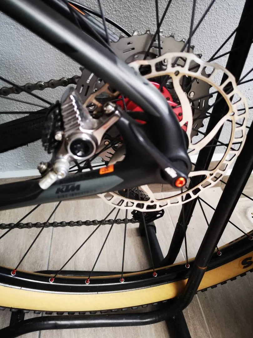 KTM Full Carbon Myroon