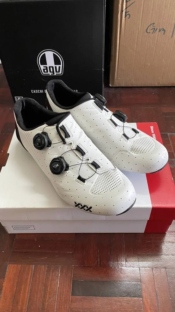 (SOLD) BONTRAGER XXX ROAD SHOES