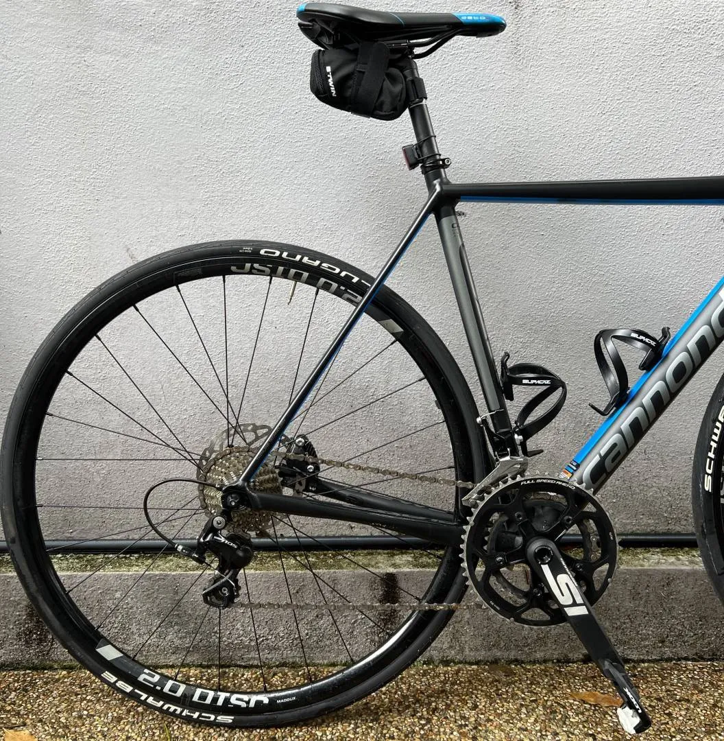 Cannondale CAAD 12 + FREE ITEMS