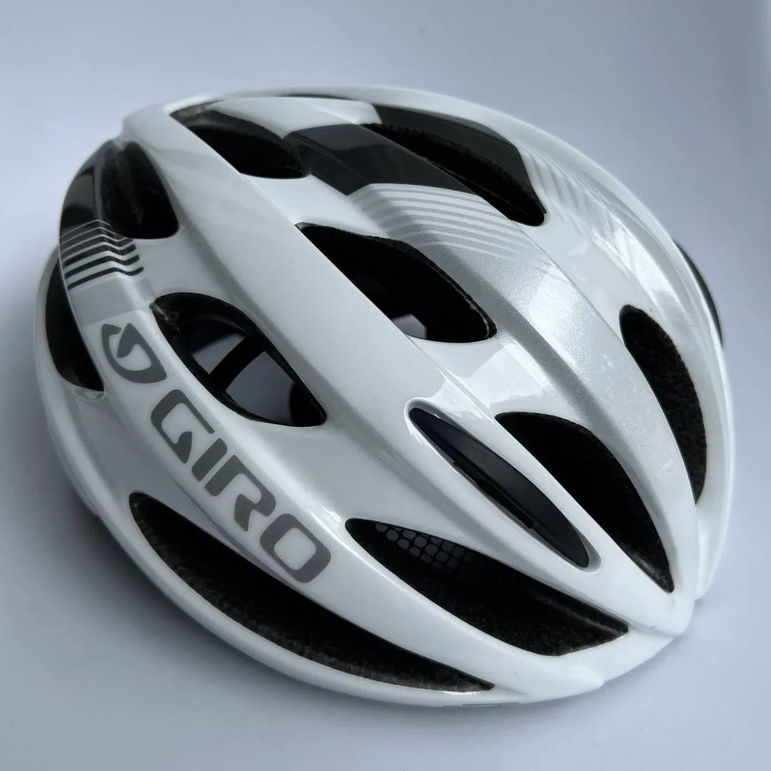 Cannondale CAAD 12 + FREE ITEMS