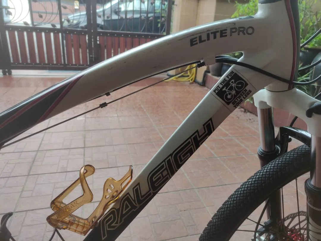 SOLD /// Raleigh Elite Pro MTB 26er 27 speed