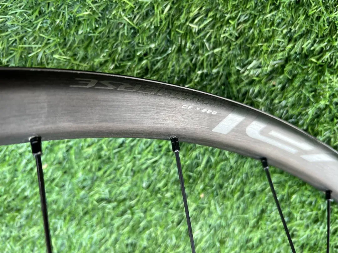 New - Specialized Roval Traverse 29  MTB wheel set