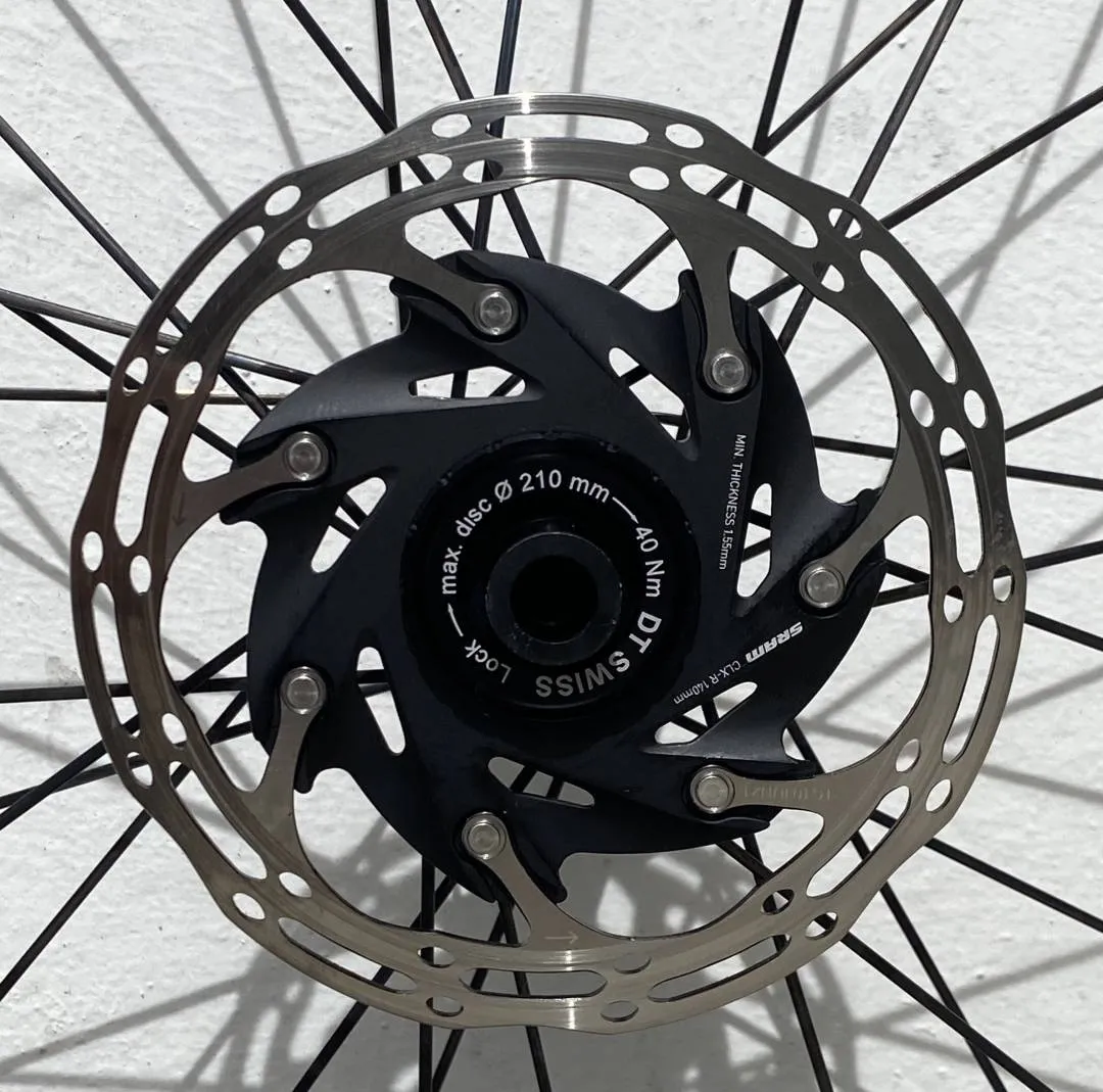 Schmolke TLO30 (DT SWISS 180 Ceramic Centrelock)