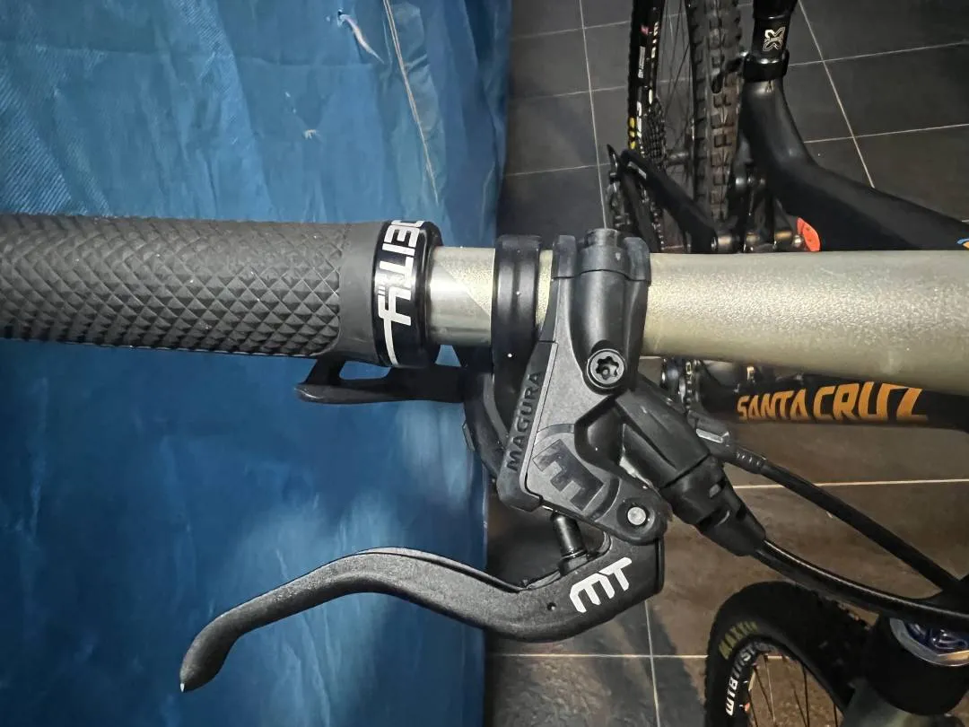 ##SOLD## SANTA CRUZ Bronson C 27.5 Small