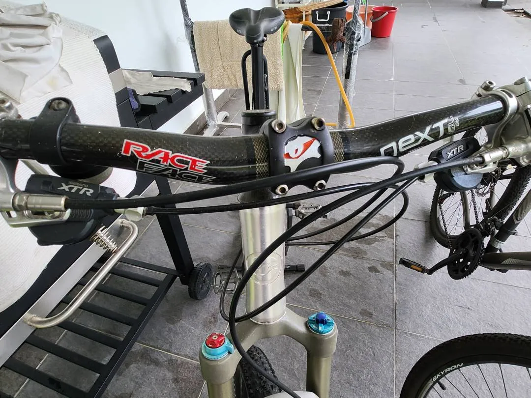 2010 giant trance X0 (Full Shimano XTR)