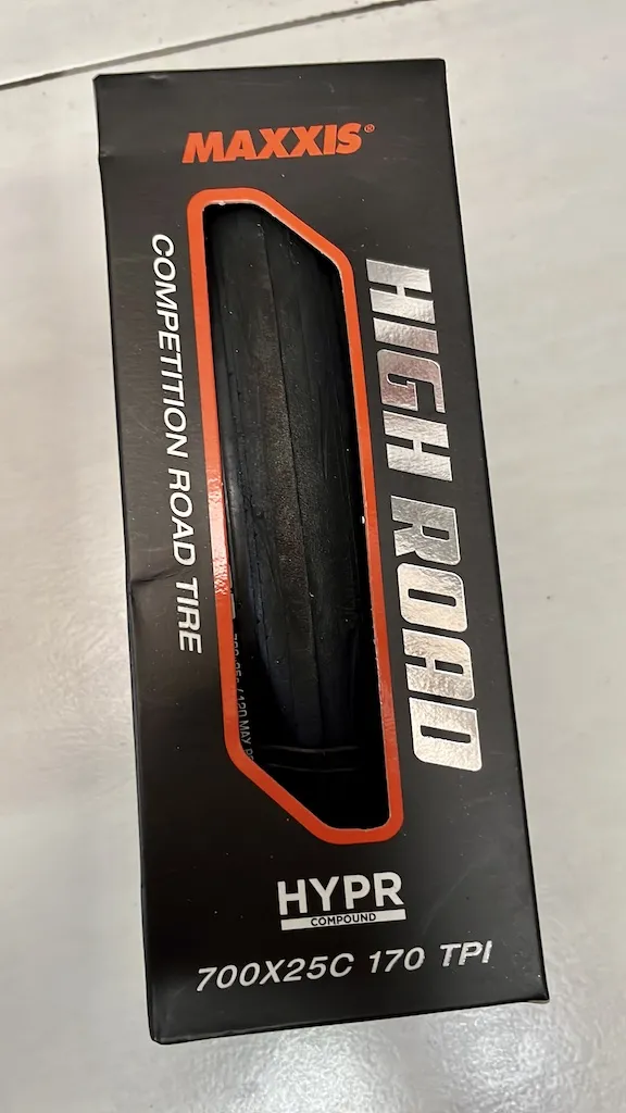 MAXXIS High Road 700 x 25C