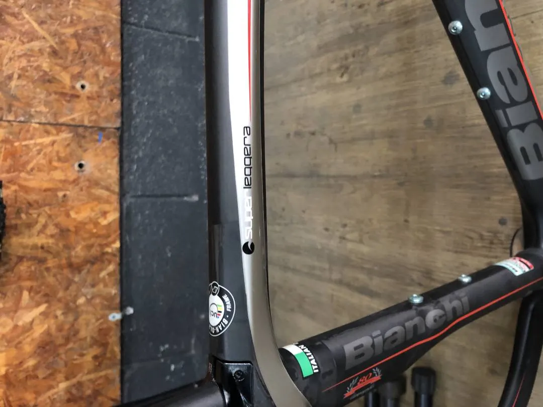 (SOLD) Bianchi Oltre Xr2 campagnolo 80th Anniversary