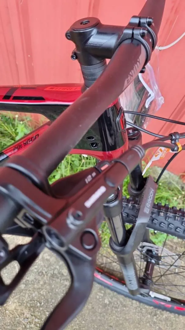 Polygon Syncline C3 (29er) Carbon (L size)- Brand New !!!