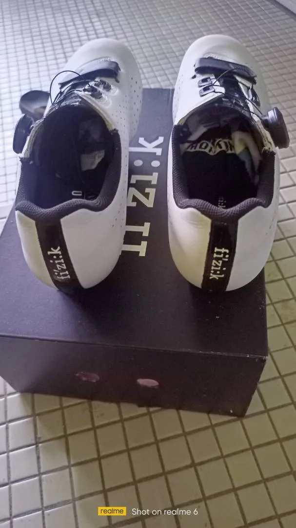 fizik RB shoes