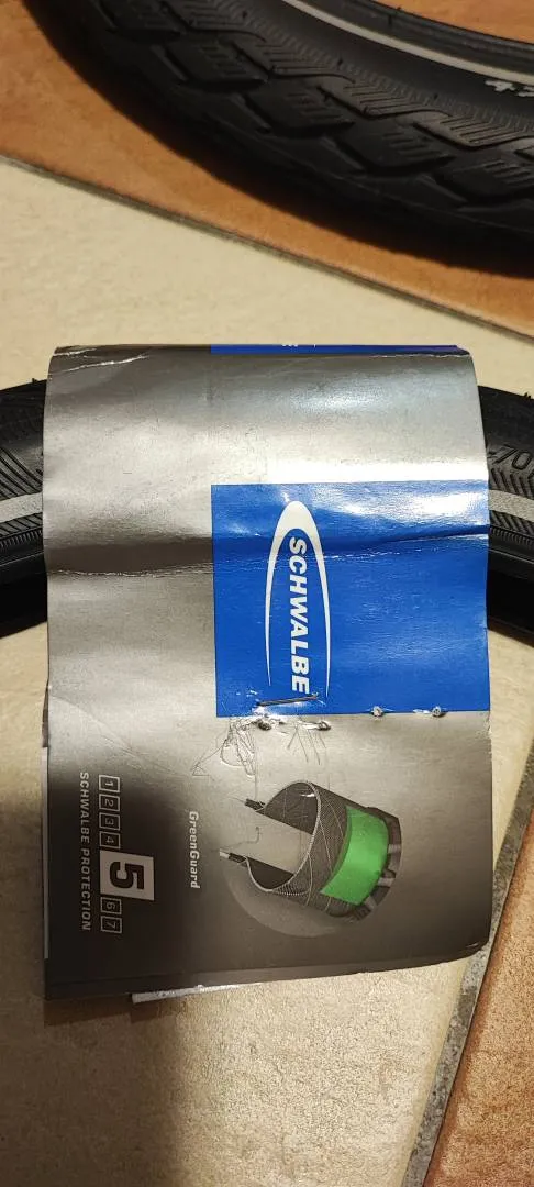 Schwalbe Marathon 47-305 (16"x1.75") Tyres