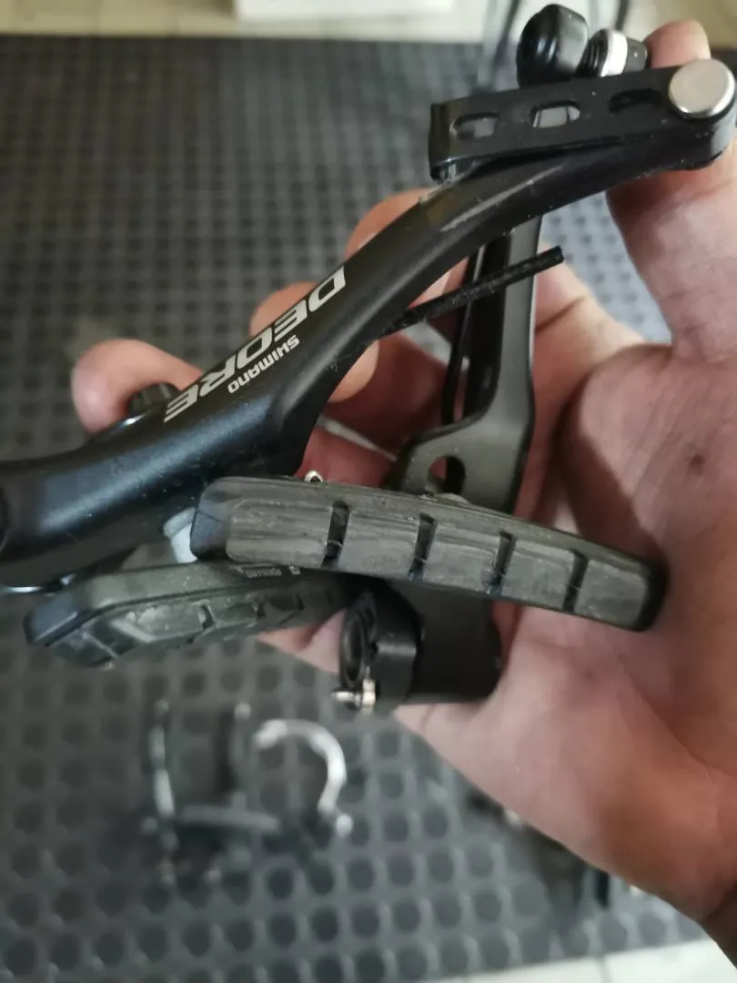 (SOLD) Shimano - Deore V brake (1pair)