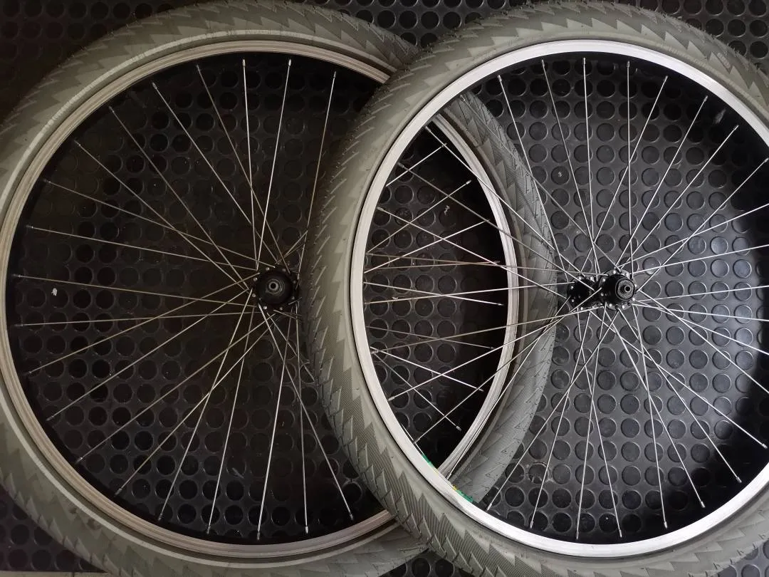 (SOLD) Wheelset - Araya with continental tire (SOLD)