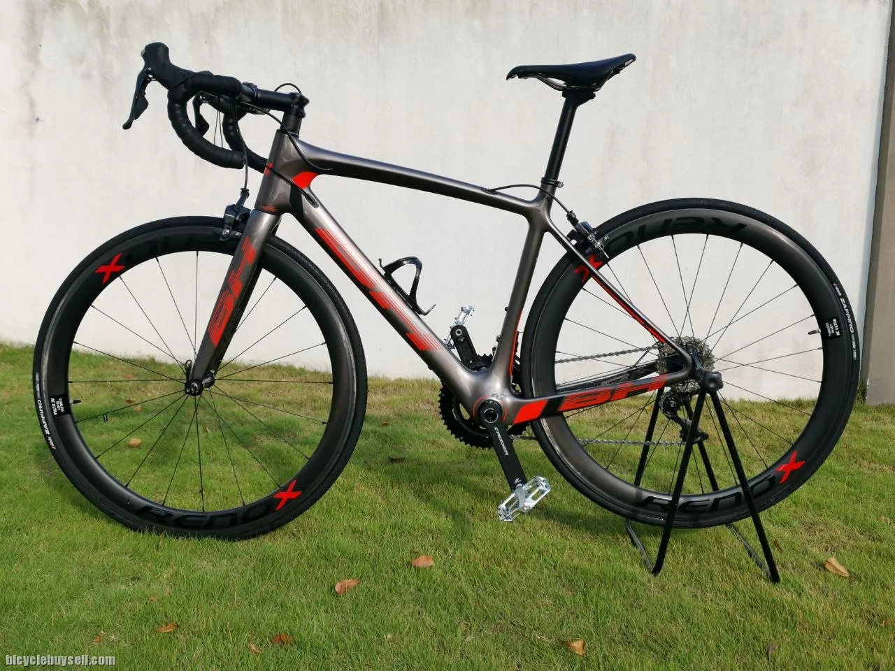 BH Regalo. Ultegra R8000 Rim Brake XS (47) Roadbike. Croder crankset 50/34 with 155mm pedal length.