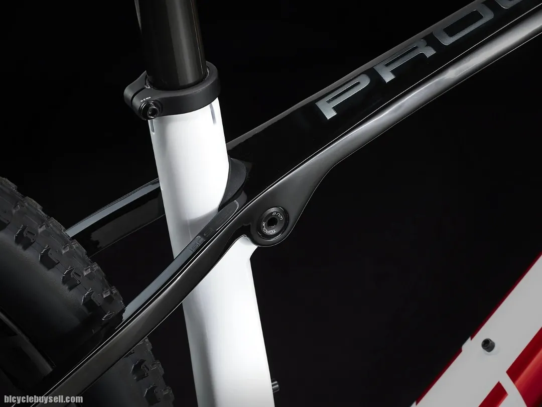 2022 TREK PROCALIBER 9.7 READY STOCK !