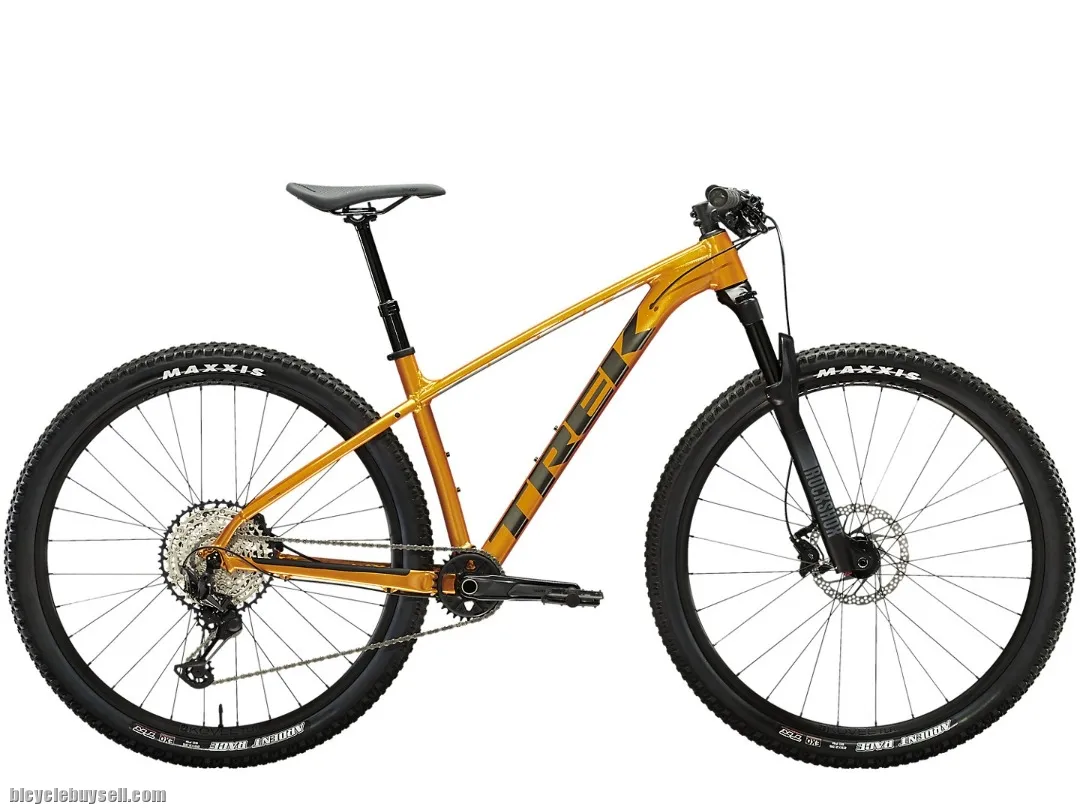 2022 TREK X-CALIBER 9 MTB READY STOCK !