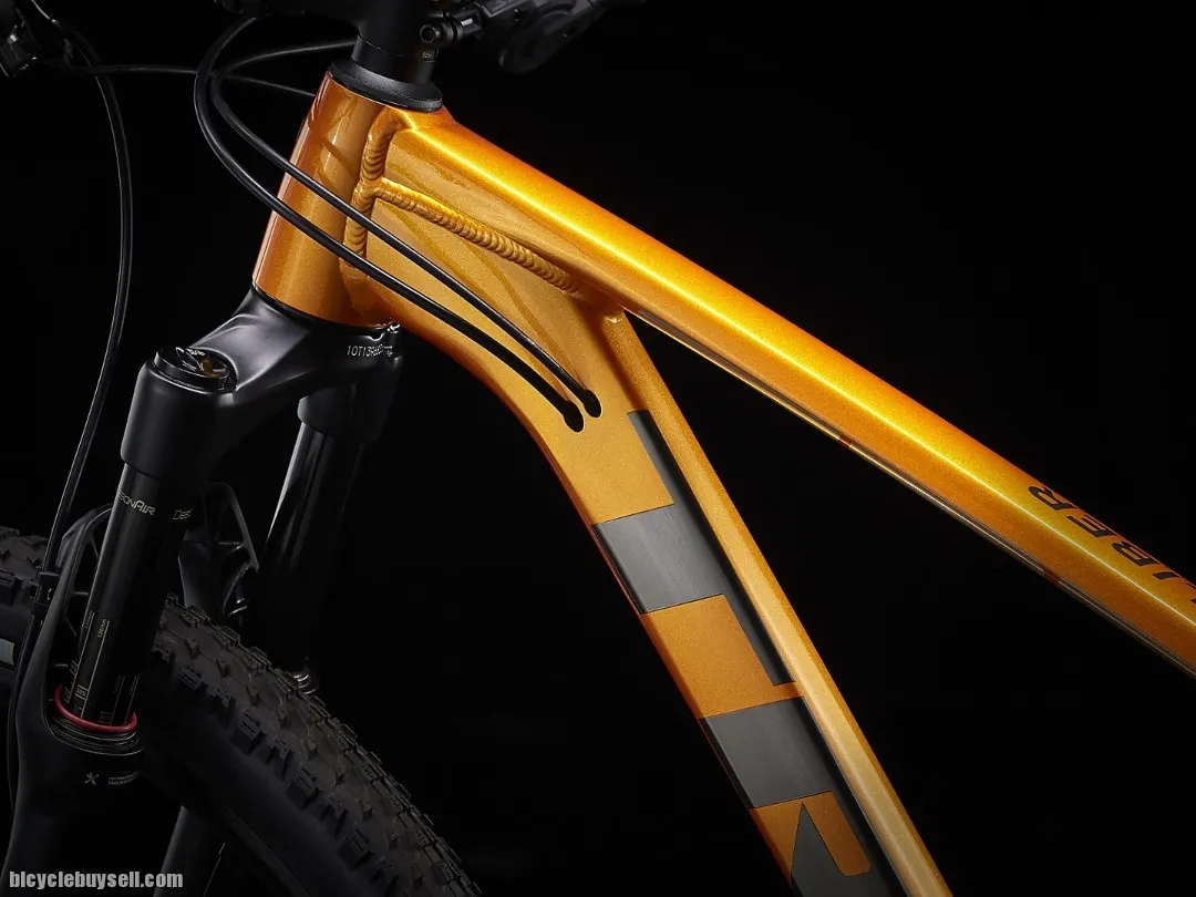 2022 TREK X-CALIBER 9 MTB READY STOCK !
