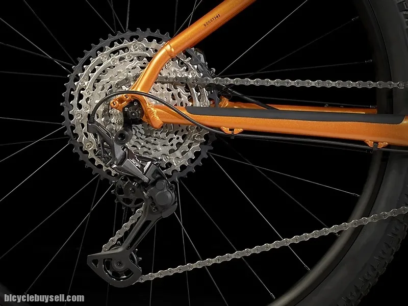 2022 TREK X-CALIBER 9 MTB READY STOCK !