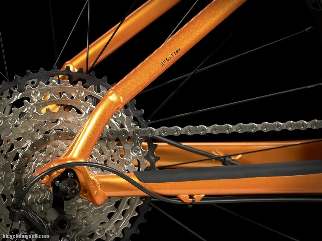 2022 TREK X-CALIBER 9 MTB READY STOCK !