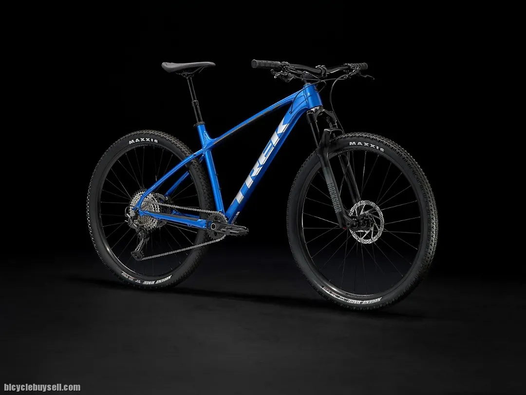 2022 TREK X-CALIBER 9 MTB READY STOCK !