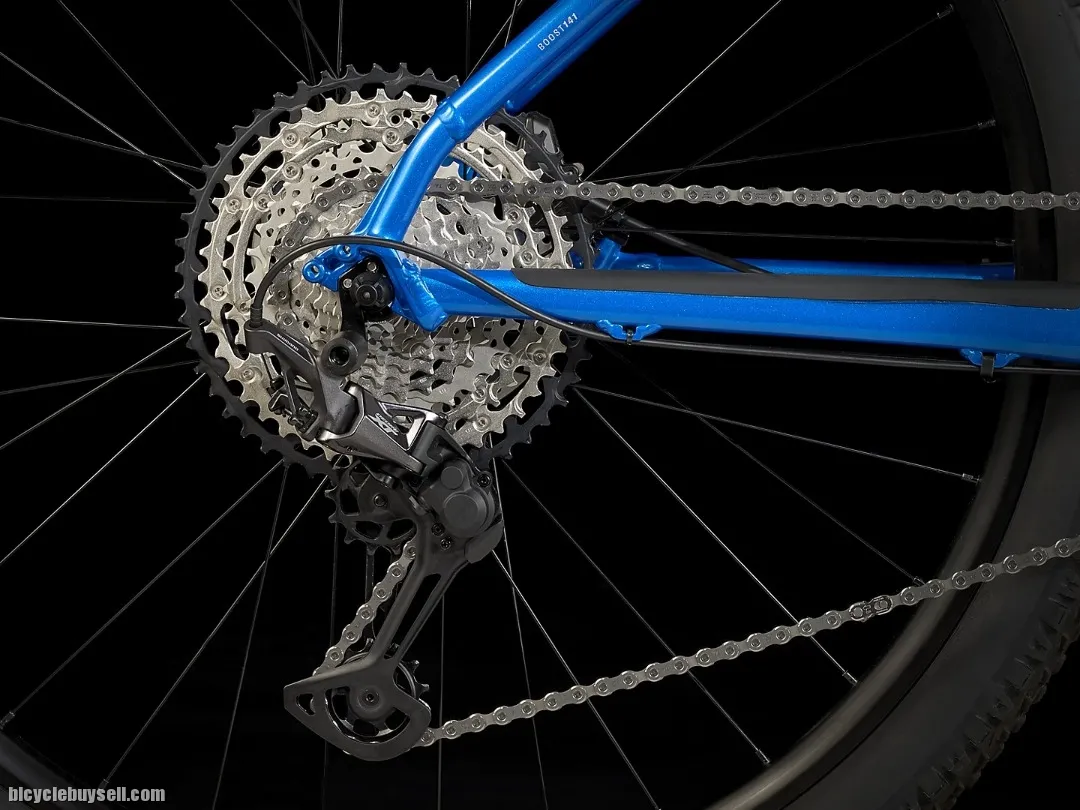 2022 TREK X-CALIBER 9 MTB READY STOCK !
