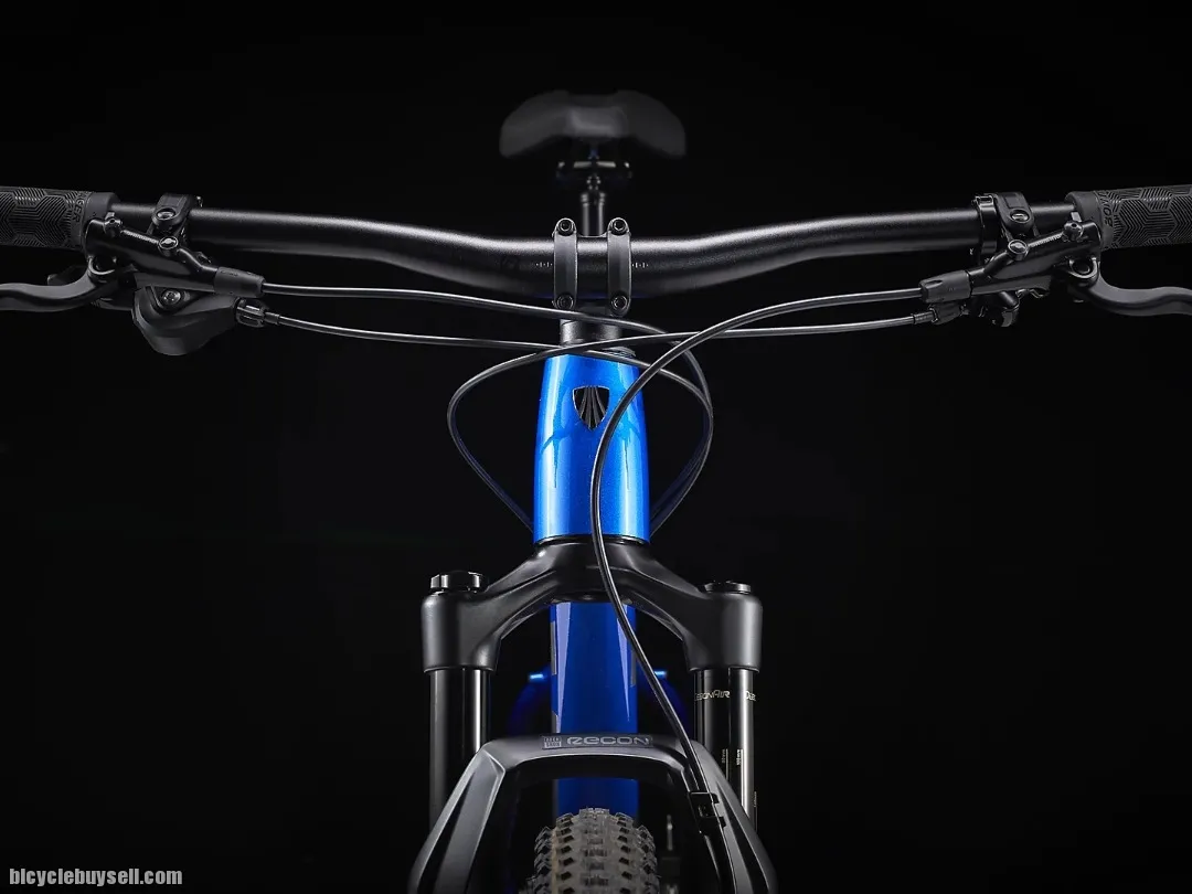 2022 TREK X-CALIBER 9 MTB READY STOCK !