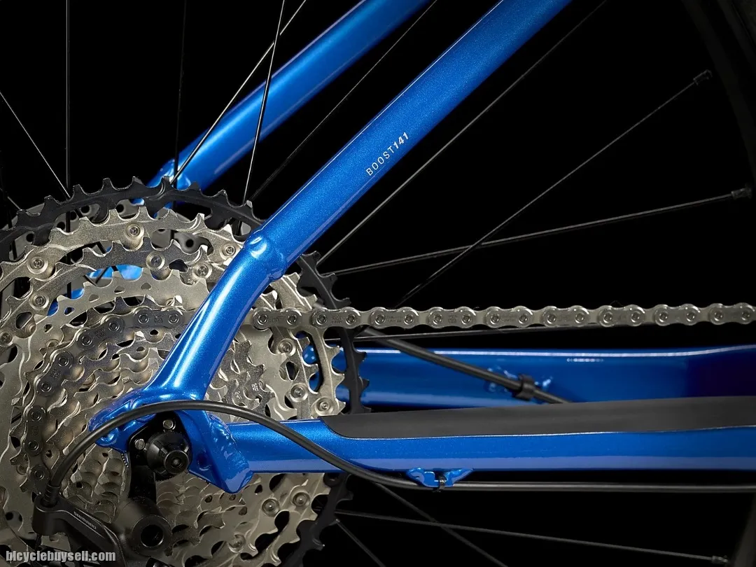 2022 TREK X-CALIBER 9 MTB READY STOCK !