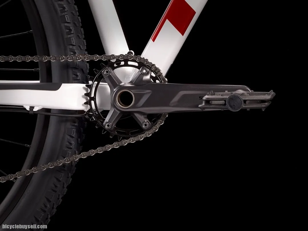 2022 TREK X-CALIBER 8 MTB READY STOCK !