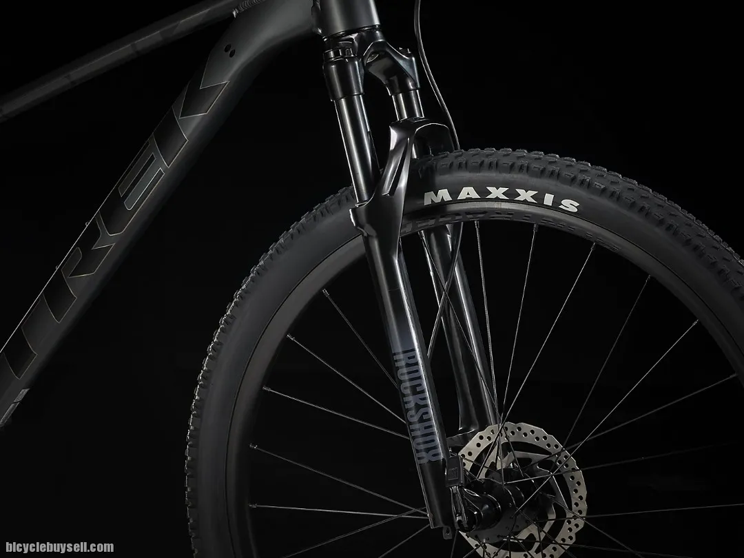 2022 TREK X-CALIBER 8 MTB READY STOCK !