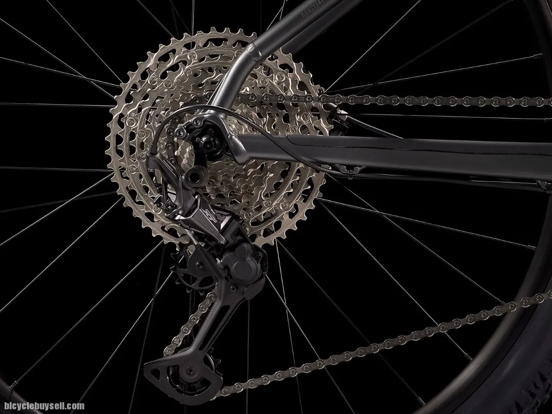2022 TREK X-CALIBER 8 MTB READY STOCK !