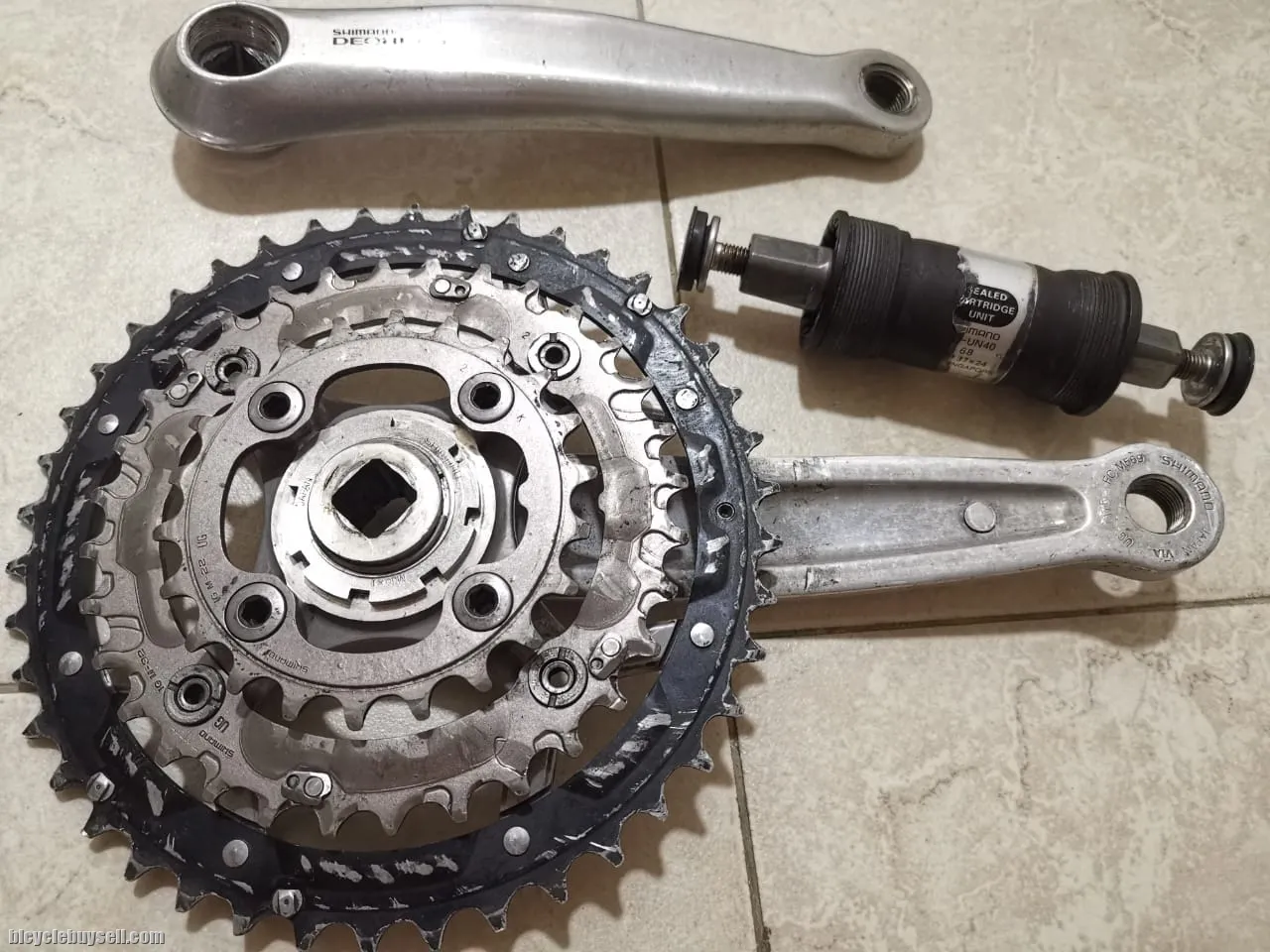 SOLD - Retro Shimano LX FC-M569 crankset