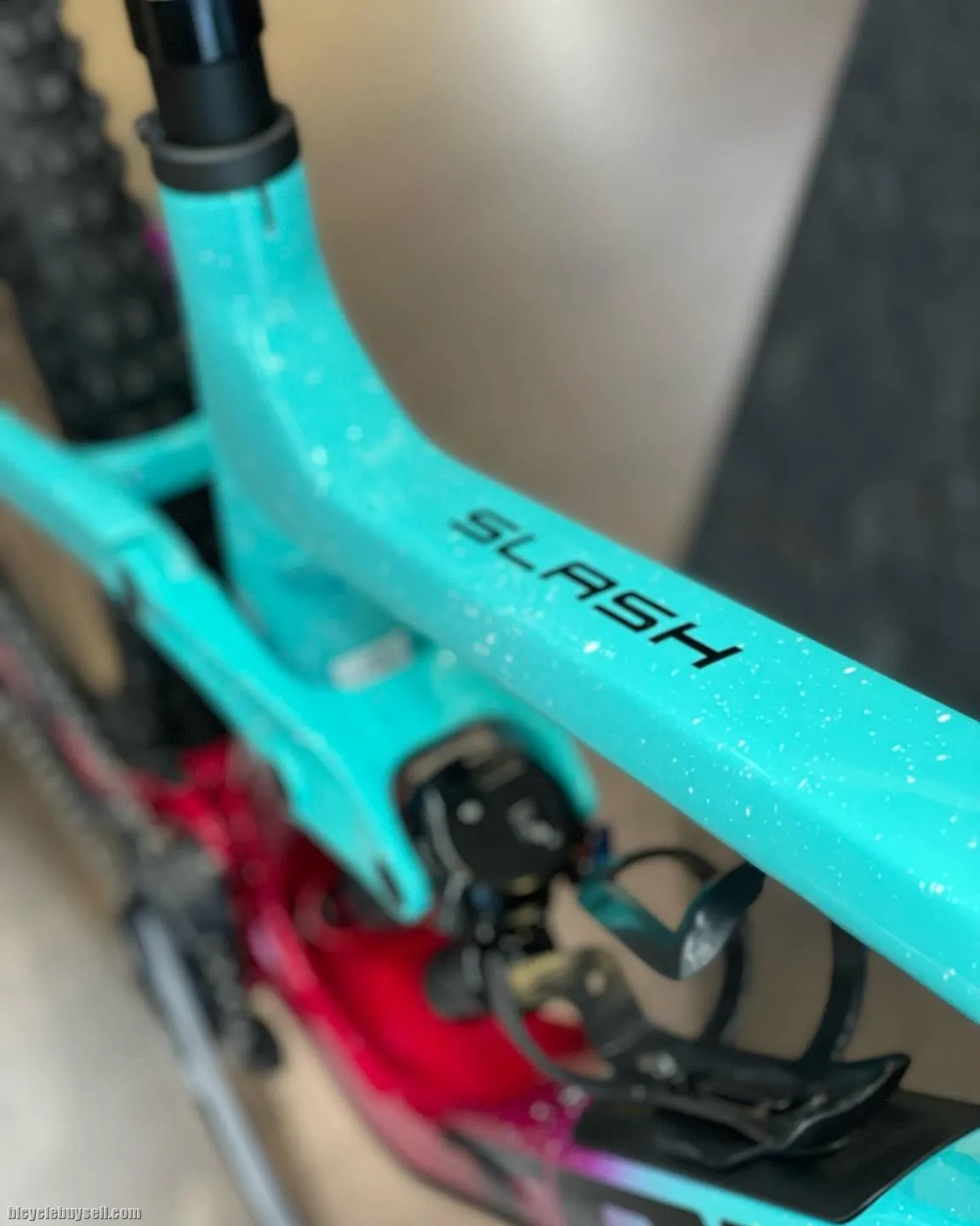 2022 TREK SLASH 9.8 GX PROJECT ONE CARBON !